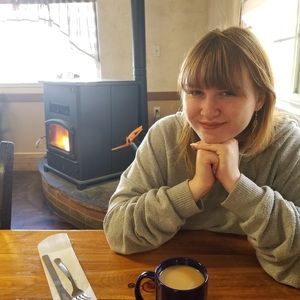 Meet your Posher, Cora